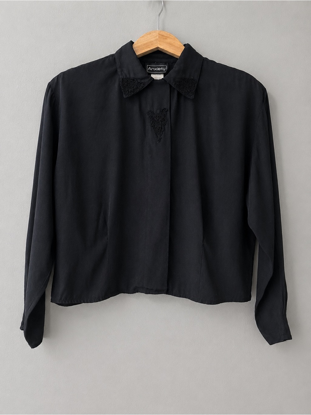Vintage Anxiety Black Lace Applique Collared Blouse Shirt Medium Made in USA